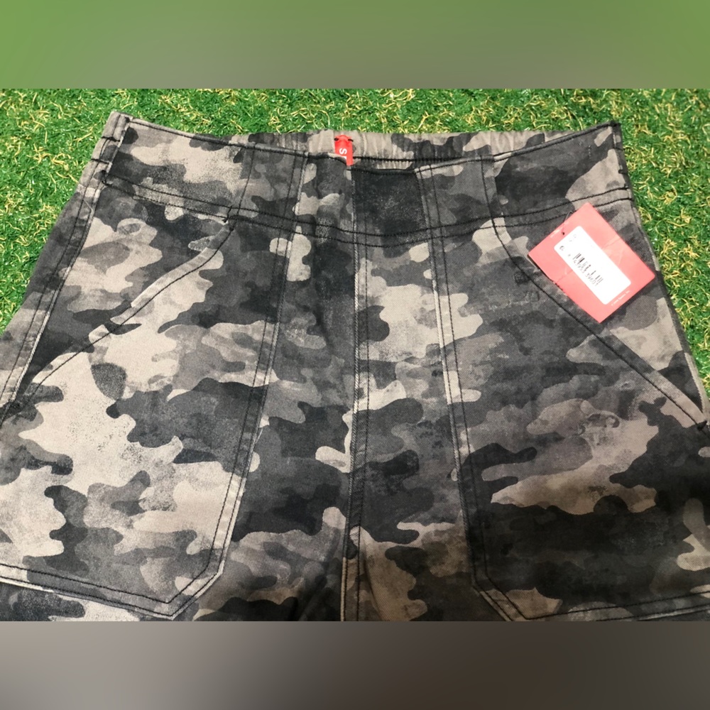 Spanx Stretch Twill Cargo Jogger ~ Blackwash Camo ~ NWT! Size:Various - Picture 8 of 16
